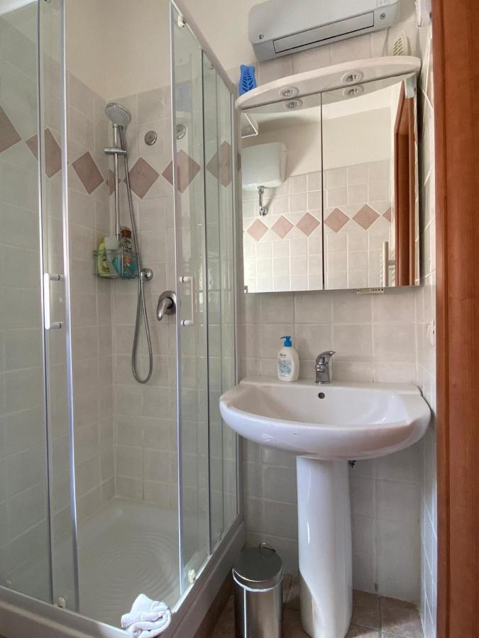 Ferienwohnung The House Fiera Di Roma Aeroporto Fiumicino Ponte Galeria Exterior foto